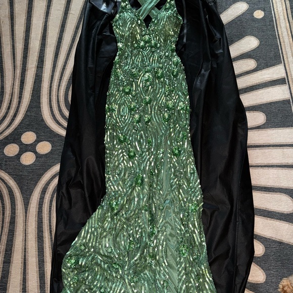 Primavera Couture Sparkling Green Backless Dress - Picture 4 of 11